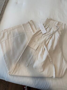 Sienna Sky Cream Cargo Drawstring Pants